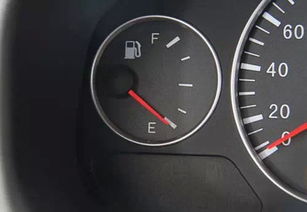 智能汽车，通过油量传感器实现燃油报警的未来趋势