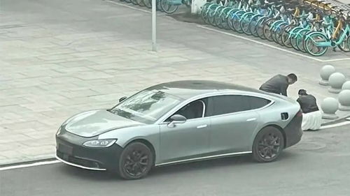 小米公司是否有汽车？价格是多少？