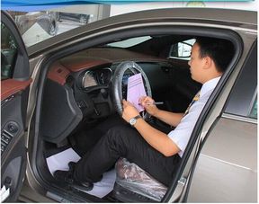 现在汽车多少公里做首保？