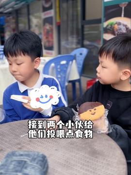 谢浩男首次接妹妹放学的温馨回忆