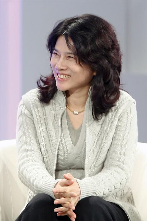 董明珠，年轻时我带着孩子自己养