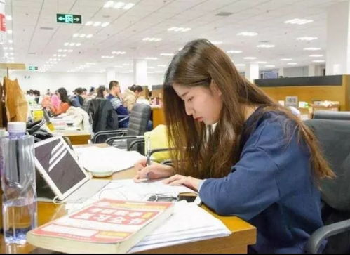 沙发改装成汽车头枕的价格分析与建议 沙发改装成汽车头枕的价格分析与建议