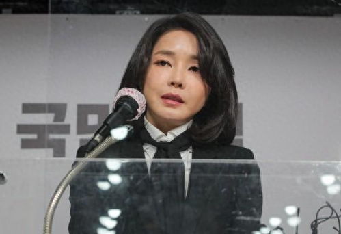 尹锡悦与妻子或双双入狱的猜测